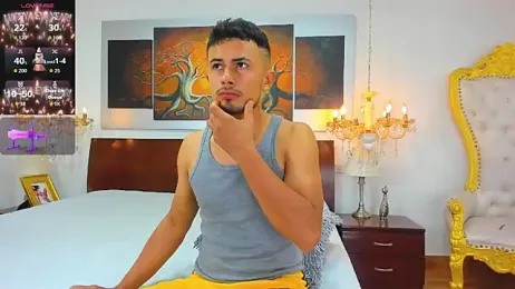 Valentiinoss — 在 stripchat 直播的网络摄像头模特