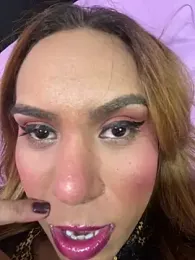 Jullyanaximeness — Stripchat stream photo (Jun 2026)