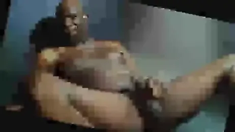 BreedingRaw — 在 stripchat 直播的网络摄像头模特