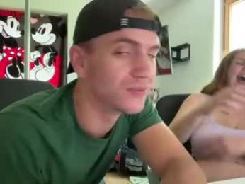 john_rollly — 在 chaturbate 直播的网络摄像头模特