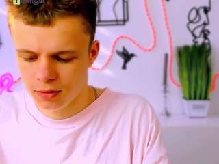 veldi-to — Camsoda stream photo (Mar 2026)