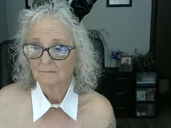 JoleneDelacroix — Stripchat stream photo (Apr 2026)