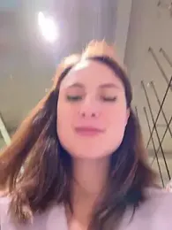 Dina_Tease — 在 stripchat 直播的网络摄像头模特