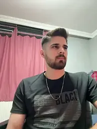 berke3424 — Stripchat stream photo (May 2026)