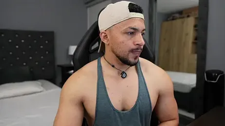 LoganMartinX — Stripchat stream photo (Apr 2026)