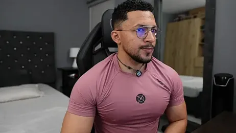 LoganMartinX — Stripchat stream photo (Apr 2026)