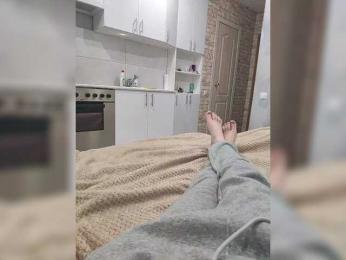 Baby-69 — 在 bongacams 直播的网络摄像头模特