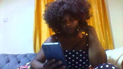 spicyebony2 — Cam4 stream photo (Jan 2026)