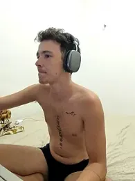 wellzito_ — Stripchat stream photo (Jun 2025)