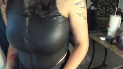 PetitSimonett — 在 cam4 直播的网络摄像头模特