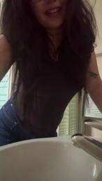 Monse9 — Cam4 stream photo (Apr 2026)