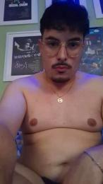 Nickpasy022 — 在 cam4 直播的网络摄像头模特