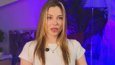 VannessaStrotz — Cam4 stream photo (Apr 2026)