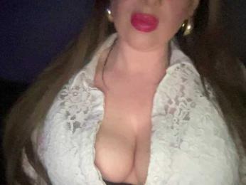 Djelina940 — 在 bongacams 直播的网络摄像头模特