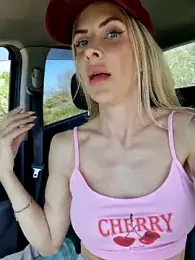 Luna_Veil — Stripchat stream photo (Apr 2026)