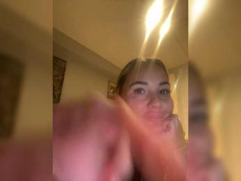 Hannah882xx — bongacams