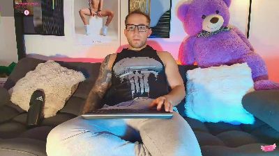 Andrew_wallker — 在 cam4 直播的网络摄像头模特