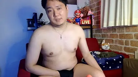 KensClinic — 在 stripchat 直播的网络摄像头模特