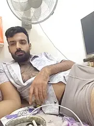 ali1996a1 — 在 stripchat 直播的网络摄像头模特