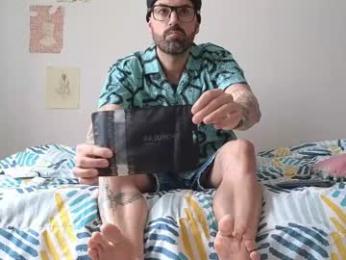 mattxfeet — 在 chaturbate 直播的网络摄像头模特