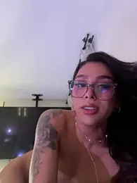 Samantha_Bernardo — 在 stripchat 直播的网络摄像头模特