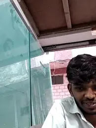 yashudick — 在 stripchat 直播的网络摄像头模特