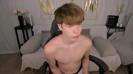 andyyzzz — Stripchat stream photo (Sep 2026)