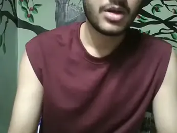 Underrock — 在 stripchat 直播的网络摄像头模特