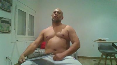 latinomulat1 — 在 cam4 直播的网络摄像头模特