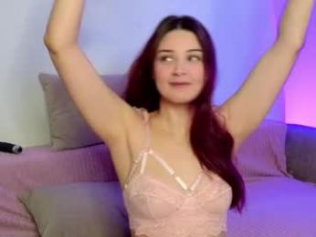 miamax88 — 在 chaturbate 直播的网络摄像头模特