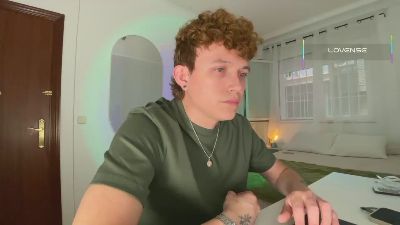 _camiloandres — 在 cam4 直播的网络摄像头模特