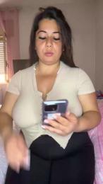 Mikela_ — 在 cam4 直播的网络摄像头模特