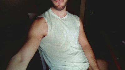 morenosexi31 — 在 cam4 直播的网络摄像头模特