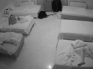 voyeurcam-julmodels-bed-6 — Camsoda profile photo