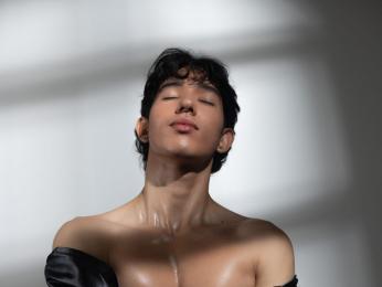 RickFlame — 在 livejasmin 直播的网络摄像头模特