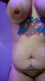 Divine_Pouvoir — 在 cam4 直播的网络摄像头模特