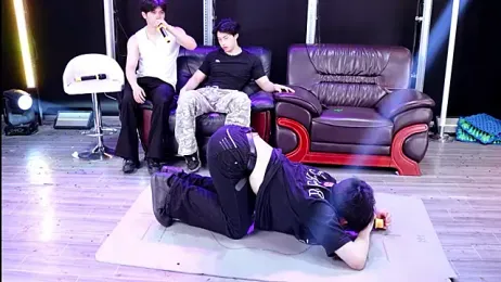 XT-YYDS-001 — Stripchat stream photo (May 2026)