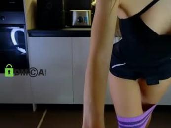 crazzy_cherry — Chaturbate stream photo (Sep 2026)