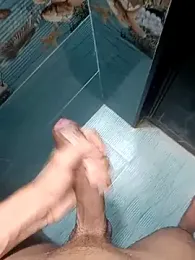 FloweredShallow — Stripchat stream photo (Feb 2026)