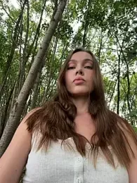 nicole111 — 在 stripchat 直播的网络摄像头模特