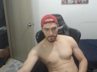 Jusstin I — 在 flirt4free 直播的网络摄像头模特