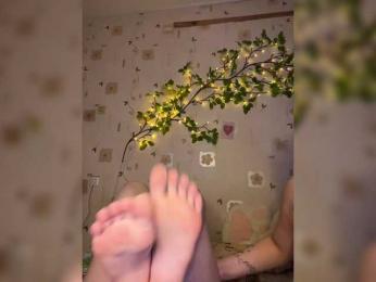 The-best-babies — 在 bongacams 直播的网络摄像头模特