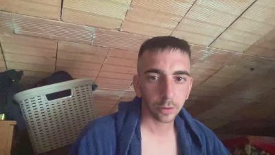 chri963 — Cam4 stream photo (May 2026)