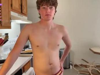 gucciboi4 — 在 chaturbate 直播的网络摄像头模特