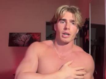 thecloser380 — 在 chaturbate 直播的网络摄像头模特