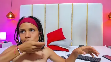 thefanny_and_betra — Stripchat stream photo (May 2025)