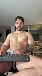 Valenthino_Salvatore — Stripchat stream photo (Mar 2026)