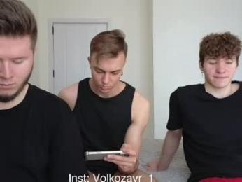 alexxx_d — 在 chaturbate 直播的网络摄像头模特