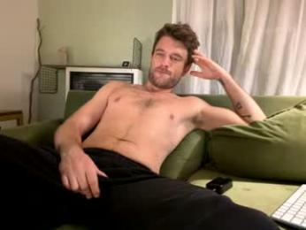 franklymd — 在 chaturbate 直播的网络摄像头模特