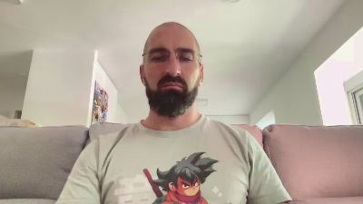 v1c70r1985 — 在 cam4 直播的网络摄像头模特